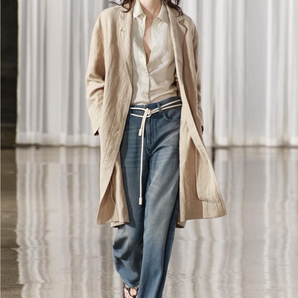 Meet your Posher, Kelly - Picture 1 of 1